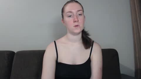 Snapshot of lily_love_x chatting on 12.15.24 lily_love_x online show from 12.15.24