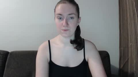 Snapshot of lily_love_x chatting on 12.24.24 lily_love_x online show from 12.24.24