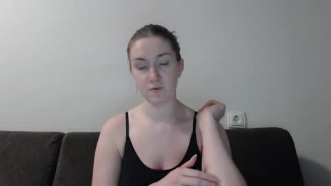 Snapshot of lily_love_x chatting on 01.27.25 lily_love_x online show from 01.27.25