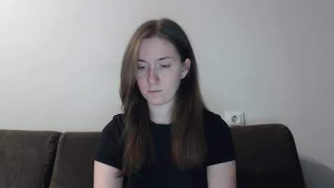 Snapshot of lily_love_x chatting on 01.28.25 lily_love_x online show from 01.28.25