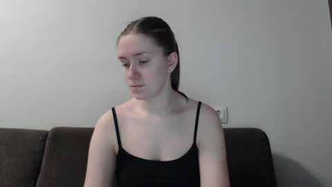 Snapshot of lily_love_x chatting on 02.14.25 lily_love_x online show from 02.14.25