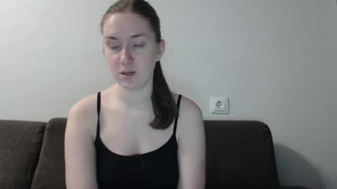 Snapshot of lily_love_x chatting on 02.14.25 lily_love_x online show from 02.14.25