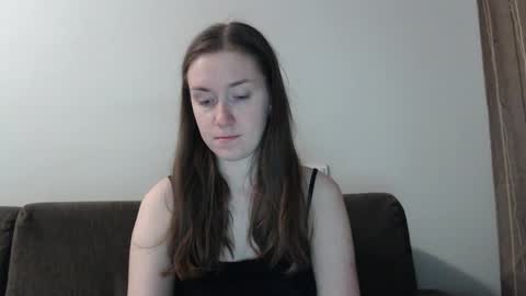 Snapshot of lily_love_x chatting on 02.20.25 lily_love_x online show from 02.20.25