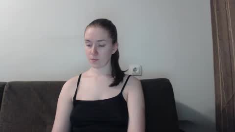 Snapshot of lily_love_x chatting on 02.21.25 lily_love_x online show from 02.21.25