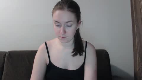 Snapshot of lily_love_x chatting on 02.23.25 lily_love_x online show from 02.23.25