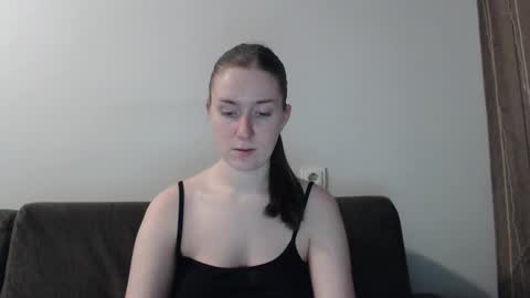 Snapshot of lily_love_x chatting on 02.26.25 lily_love_x online show from 02.26.25