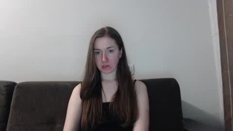 Snapshot of lily_love_x chatting on 09.08.25 lily_love_x online show from 09.08.25