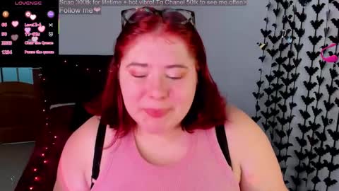 Snapshot of lily_lu_one chatting on 10.23.25 Elina online show from 10.23.25