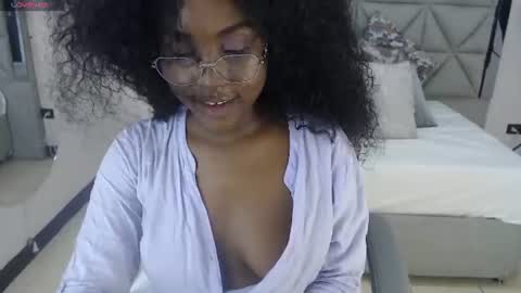 Snapshot of lily_mendoza chatting on 06.12.26 lily_mendoza online show from 06.12.26