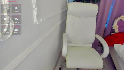 Lily online show from 03.22.26