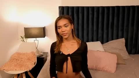 Lily Miiller online show from 09.21.25