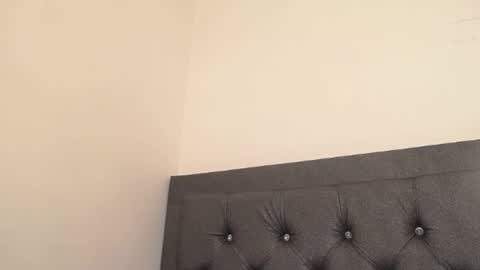 Lily Roberts online show from 02.13.25