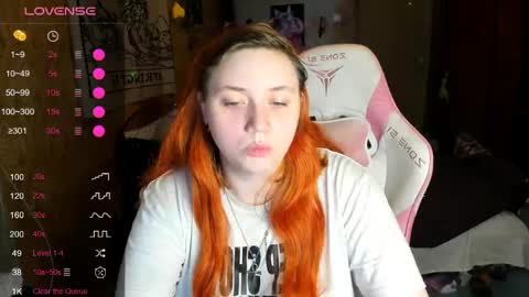 Snapshot of lily_shamy chatting on 06.05.26 Alice online show from 06.05.26