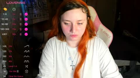 Snapshot of lily_shamy chatting on 06.06.26 Alice online show from 06.06.26