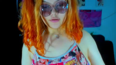 Snapshot of lily_stone04 chatting on 12.27.24 lily_stone04 online show from 12.27.24
