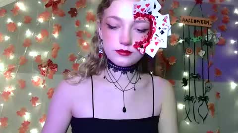 small lily online show from 10.22.25