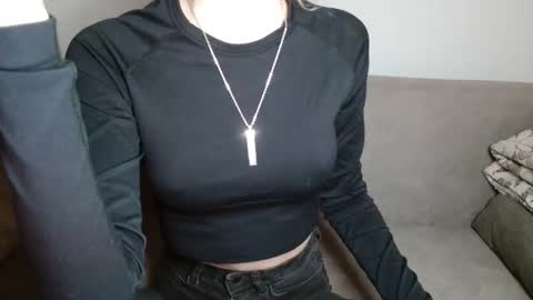 small lily online show from 03.30.26