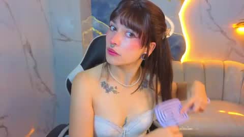 Follow me.. Live 730 to 1400 online show from 06.22.26
