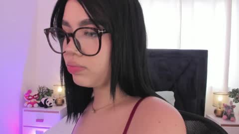 LilyWoodz online show from 06.01.26