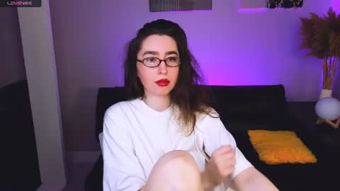 LILY online show from 07.12.26
