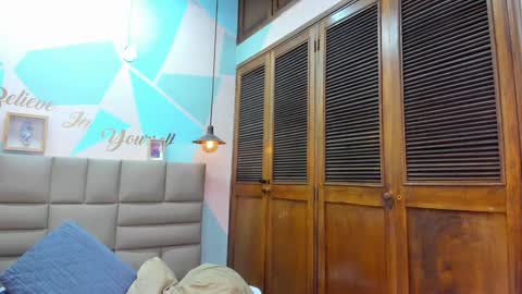 Lily online show from 01.14.25