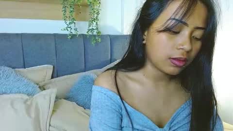 CALL ME   L I L Y   online show from 10.04.25