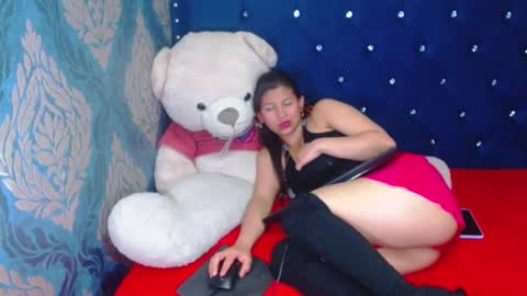 Lily online show from 02.17.25
