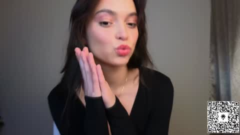 Lily   online show from 01.20.25