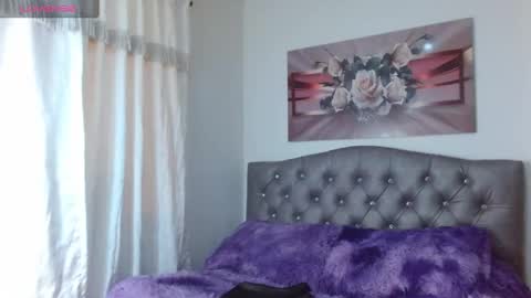 lilyfox23 online show from 02.15.25