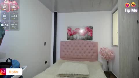 lilyfox23 online show from 09.28.25