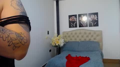 lilyfox23 online show from 02.26.26