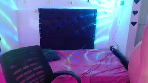 lilyloock1105 online show from 03.21.26