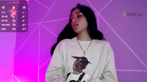 Liliana louise online show from 10.11.25