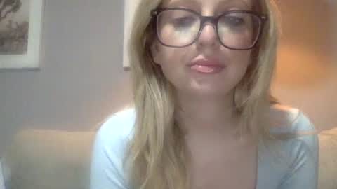 LilyMae online show from 12.04.24