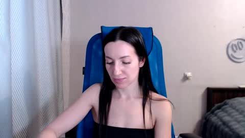Lily online show from 12.12.24
