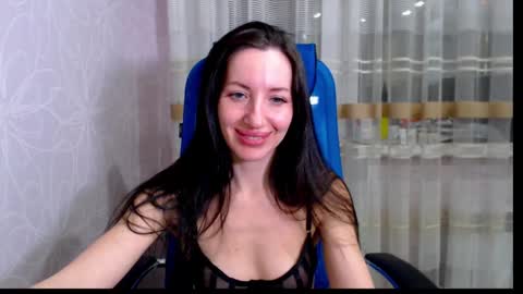 Lily online show from 02.15.25