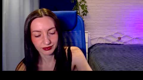 Lily online show from 11.14.25