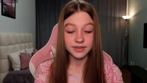 Lily online show from 06.19.26