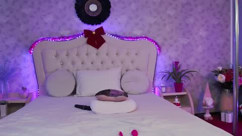 Snapshot of lilyrose_ chatting on 12.22.24      online show from 12.22.24