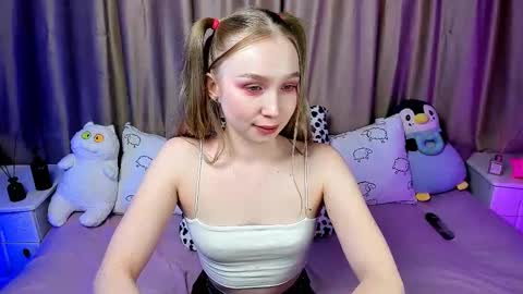 Lilian online show from 02.23.25