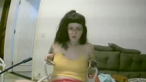 lilyswear online show from 03.05.25