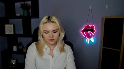 Snapshot of lilysweetxo chatting on 03.02.26 Lily online show from 03.02.26