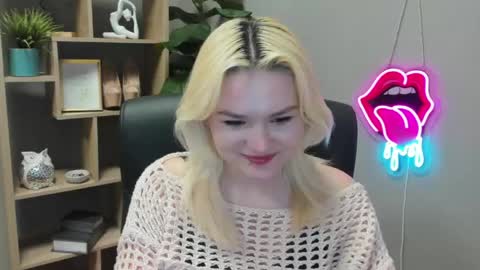 Snapshot of lilysweetxo chatting on 03.18.26 Lily online show from 03.18.26