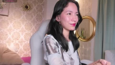lilythea_ online show from 11.22.25