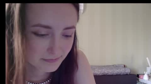 LilyXSky online show from 02.26.25
