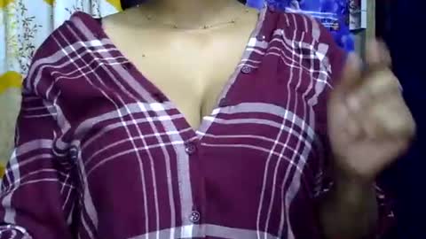 limaakter246618 online show from 10.20.25