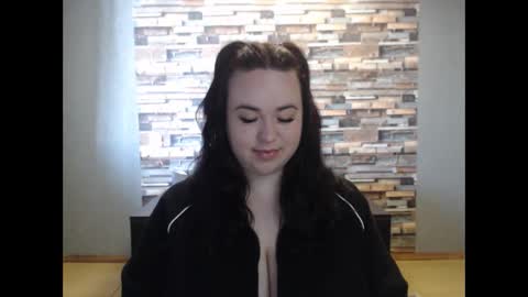 Snapshot of limalagris chatting on 03.21.26 busty princess online show from 03.21.26