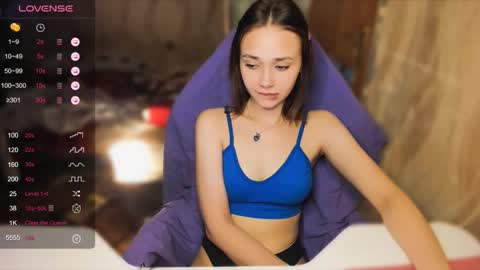 Snapshot of lina_and_lion chatting on 10.18.25 Scarlet online show from 10.18.25