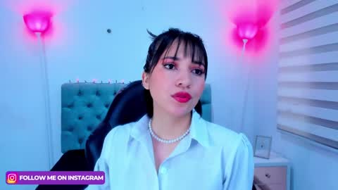 Snapshot of lina_bedoya chatting on 01.28.25 Lina Bedoya online show from 01.28.25