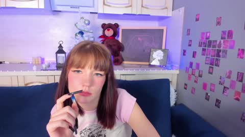 Snapshot of lina_blueeyed chatting on 12.11.24 Lina blueeyed GMT3 1100-1700 Mon Wed Thu Sat Sun online show from 12.11.24